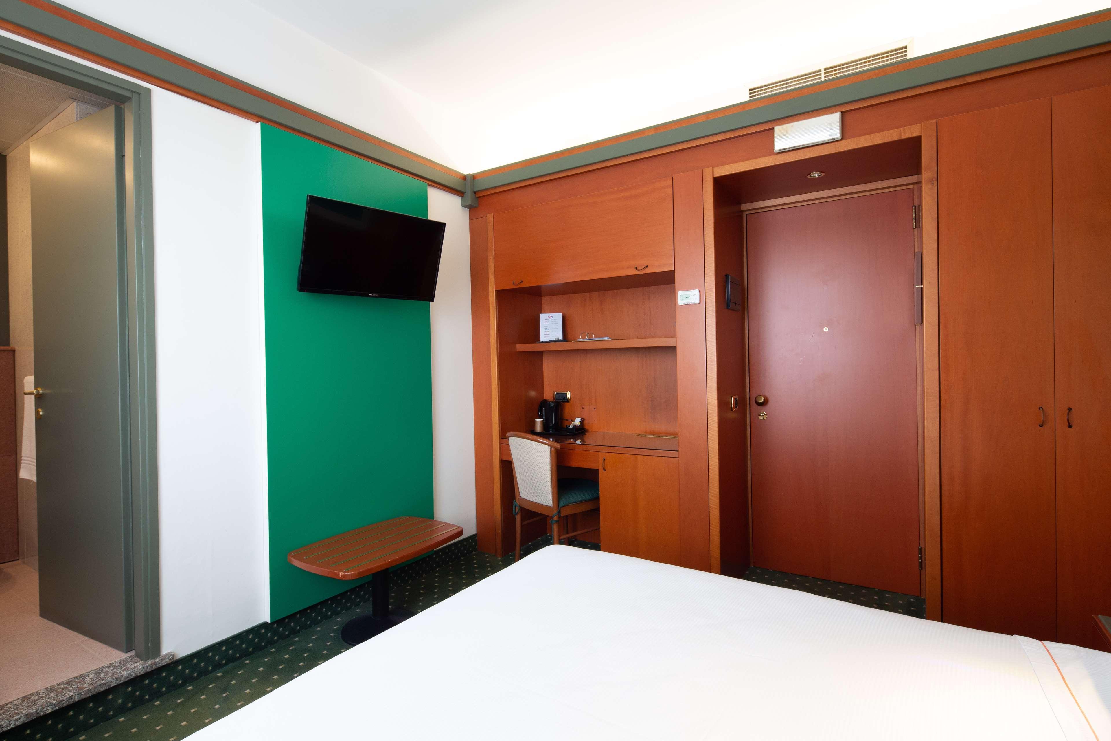 Jet Hotel, Sure Hotel Collection By Best Western Gallarate Esterno foto