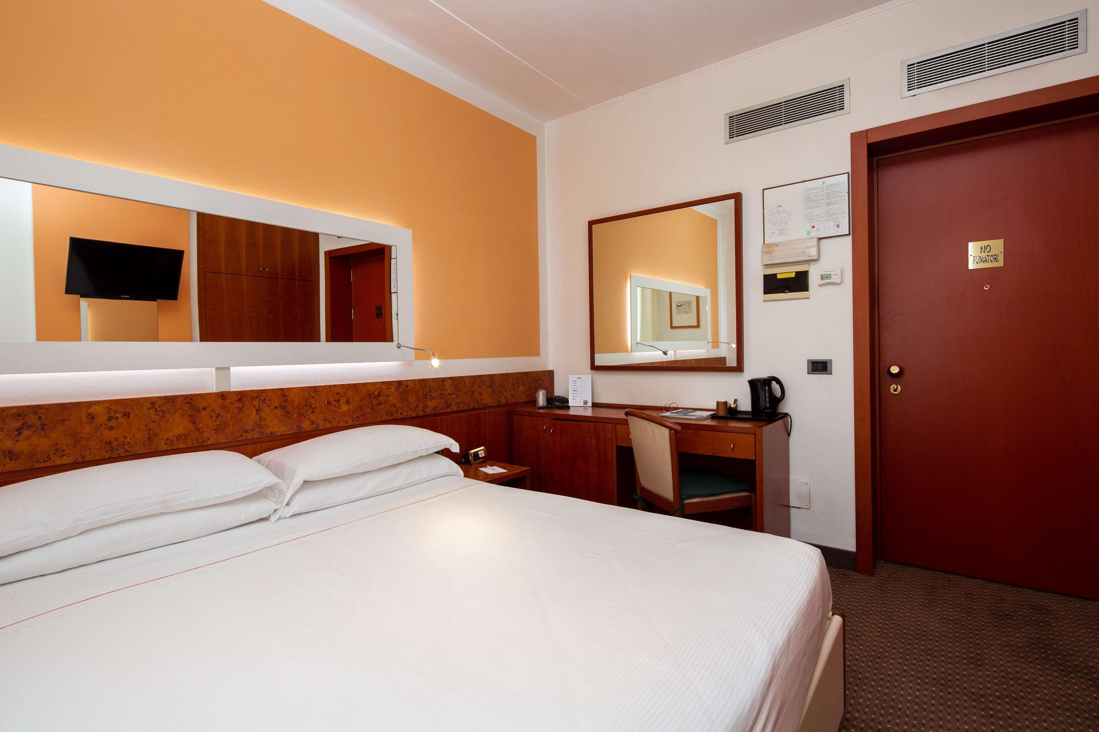 Jet Hotel, Sure Hotel Collection By Best Western Gallarate Esterno foto