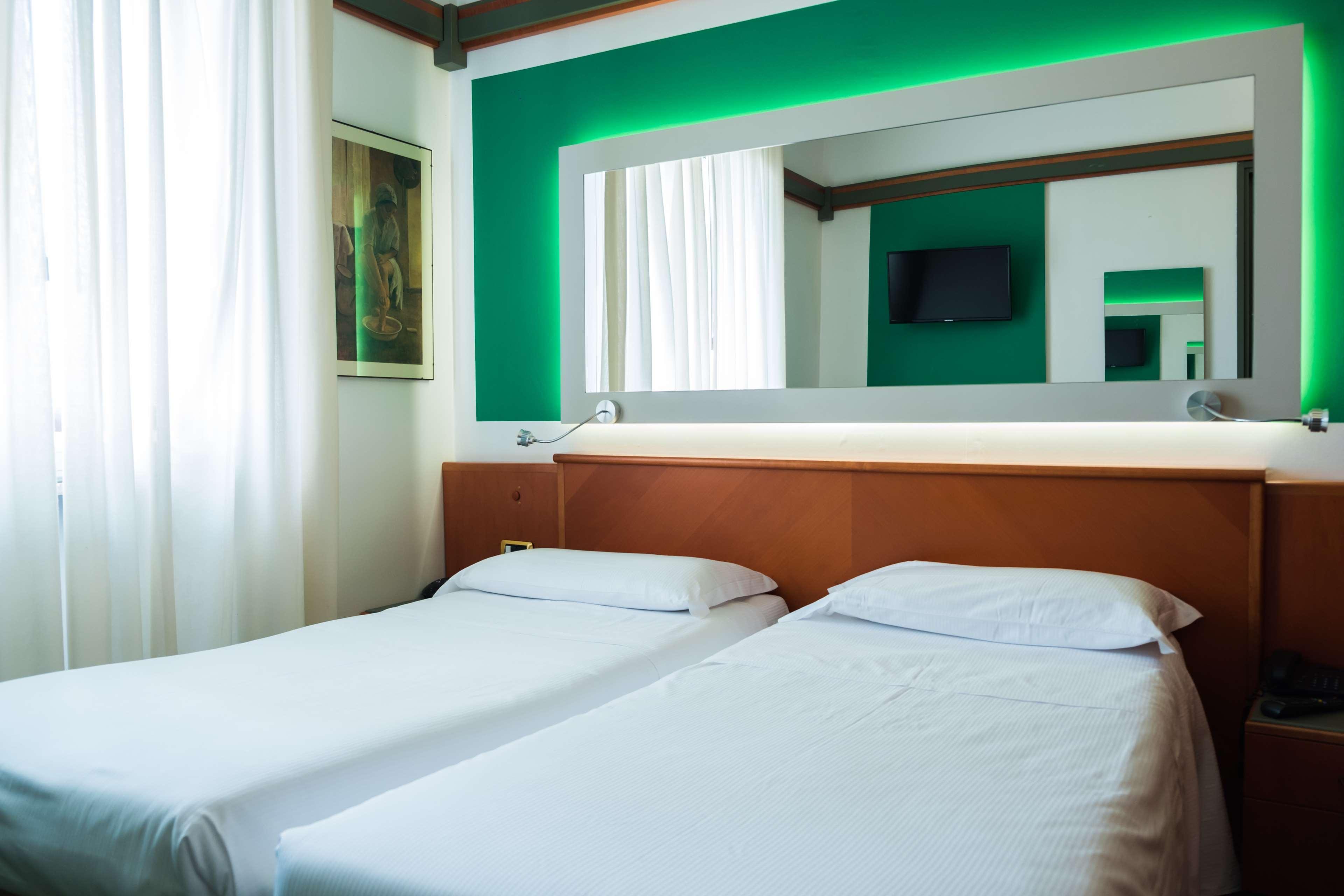 Jet Hotel, Sure Hotel Collection By Best Western Gallarate Esterno foto